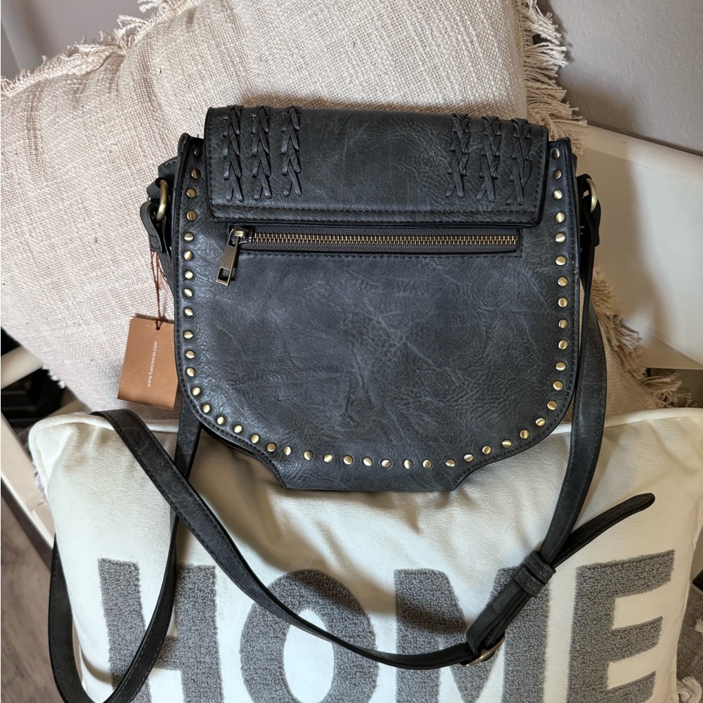 Adorable saddle crossbody! NWT! - Picture 2 of 9